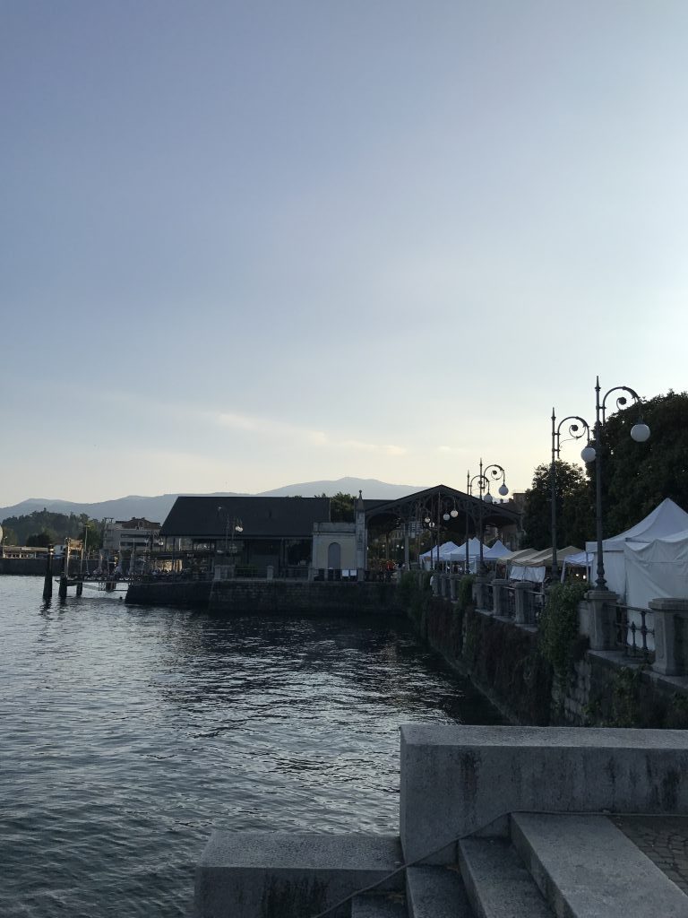intra-tramonto-lungo-lago.jpg